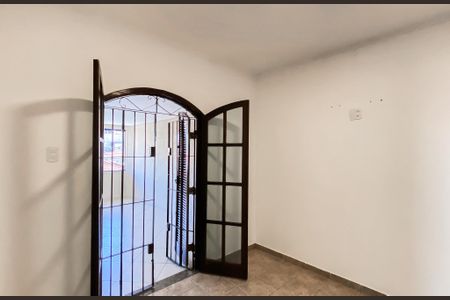 Casa para alugar com 150m², 3 quartos e 2 vagas Casa para alugar com 150m², 3 quartos e 2 vagasSuite
