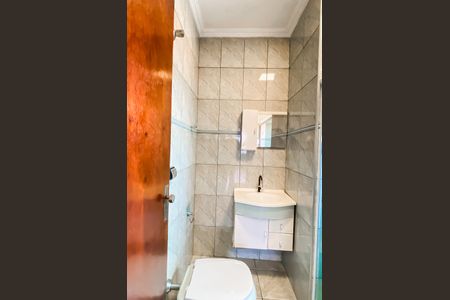 Casa para alugar com 150m², 3 quartos e 2 vagas Casa para alugar com 150m², 3 quartos e 2 vagasBanheiro da Suíte