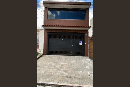 Fachada de casa para alugar com 3 quartos, 150m² em Parque Boturussu, São Paulo