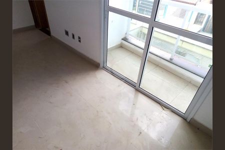 Casa à venda com 2 quartos, 150m² em Jardim Rina, Santo André