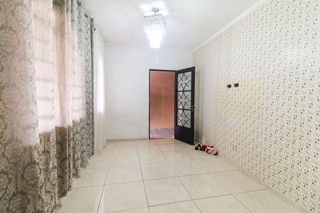 Casa à venda com 214m², 2 quartos e 4 vagas Casa à venda com 214m², 2 quartos e 4 vagasSala