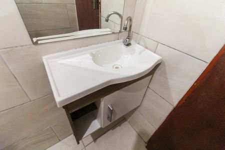 Casa à venda com 214m², 2 quartos e 4 vagas Casa à venda com 214m², 2 quartos e 4 vagasBanheiro