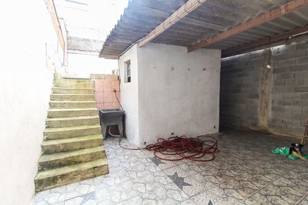 Casa à venda com 214m², 2 quartos e 4 vagas Casa à venda com 214m², 2 quartos e 4 vagasÁrea de Serviço