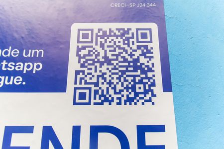 Casa à venda com 214m², 2 quartos e 4 vagas Casa à venda com 214m², 2 quartos e 4 vagasQr code