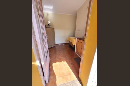 Casa à venda com 180m², 3 quartos e 2 vagas Casa à venda com 180m², 3 quartos e 2 vagasCozinha