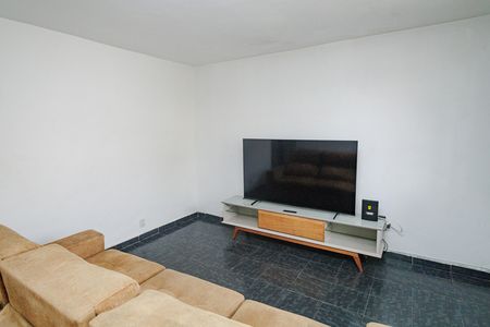 Casa à venda com 300m², 4 quartos e 3 vagas Casa à venda com 300m², 4 quartos e 3 vagasSala (casa sobrado)