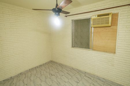 Casa à venda com 300m², 4 quartos e 3 vagas Casa à venda com 300m², 4 quartos e 3 vagasQuarto 1