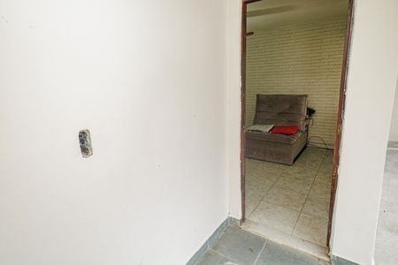 Casa à venda com 300m², 4 quartos e 3 vagas Casa à venda com 300m², 4 quartos e 3 vagasVaranda