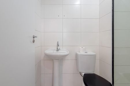 Banheiro de apartamento para alugar com 2 quartos, 32m² em Cambuci, São Paulo