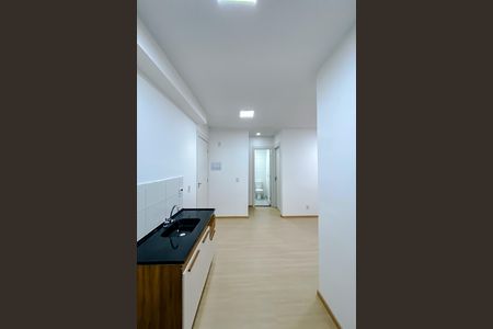 Apartamento para alugar com 35m², 2 quartos e sem vaga Apartamento para alugar com 35m², 2 quartos e sem vagaCozinha e Área de Serviço
