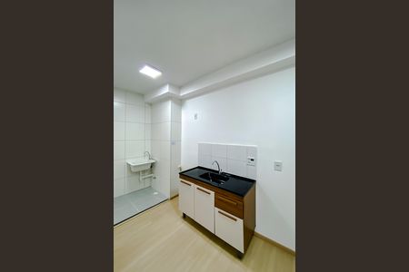 Apartamento para alugar com 35m², 2 quartos e sem vaga Apartamento para alugar com 35m², 2 quartos e sem vagaCozinha e Área de Serviço