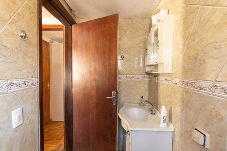 Casa de condomínio à venda com 120m², 3 quartos e 2 vagas Casa de condomínio à venda com 120m², 3 quartos e 2 vagasBanheiro Social
