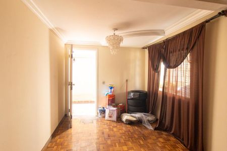 Casa de condomínio à venda com 120m², 3 quartos e 2 vagas Casa de condomínio à venda com 120m², 3 quartos e 2 vagasSala