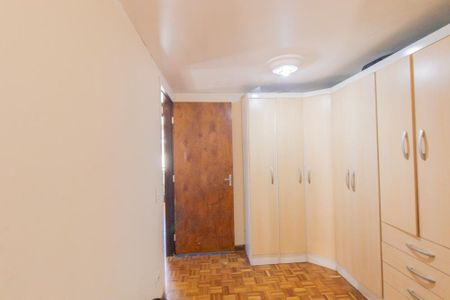 Casa de condomínio à venda com 120m², 3 quartos e 2 vagas Casa de condomínio à venda com 120m², 3 quartos e 2 vagasCloste do Quarto 3 Suite
