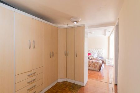 Casa de condomínio à venda com 120m², 3 quartos e 2 vagas Casa de condomínio à venda com 120m², 3 quartos e 2 vagasCloste do Quarto 3 Suite