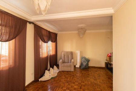 Casa de condomínio à venda com 120m², 3 quartos e 2 vagas Casa de condomínio à venda com 120m², 3 quartos e 2 vagasSala