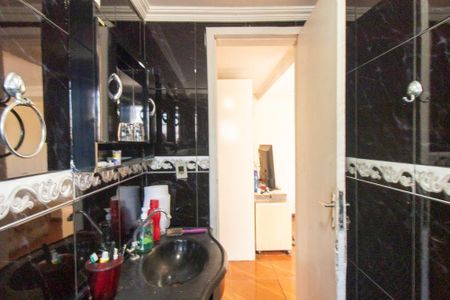 Casa de condomínio à venda com 120m², 3 quartos e 2 vagas Casa de condomínio à venda com 120m², 3 quartos e 2 vagasBanheiro da Suite
