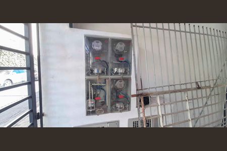 Relógios Separados de casa para alugar com 2 quartos, 110m² em Vila Yara, Osasco