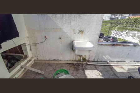 Área de Serviço de casa para alugar com 2 quartos, 110m² em Vila Yara, Osasco