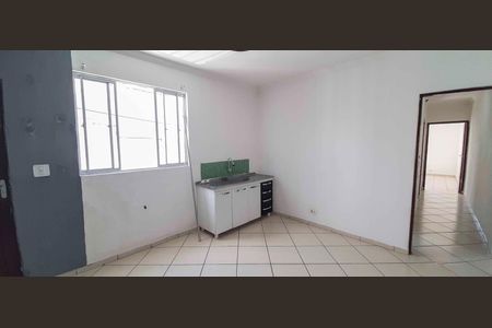 Cozinha de casa para alugar com 2 quartos, 110m² em Vila Yara, Osasco