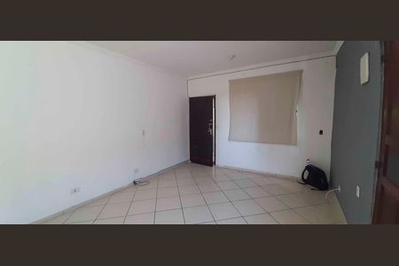 Casa para alugar com 2 quartos, 110m² em Vila Yara, Osasco