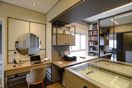 Apartamento para alugar com 241m², 3 quartos e 4 vagasCloset - Quarto 1 - Suíte