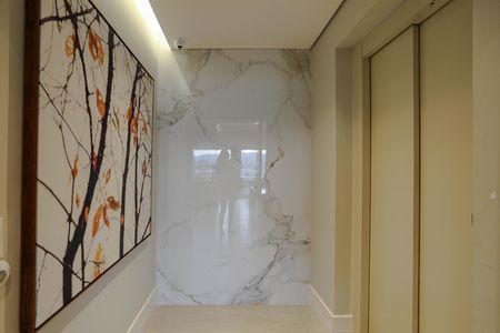 Apartamento para alugar com 241m², 3 quartos e 4 vagasElevador