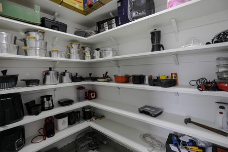Apartamento para alugar com 241m², 3 quartos e 4 vagasDispensa