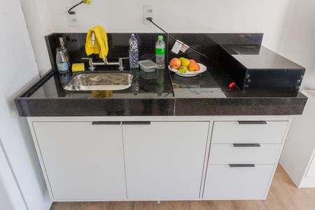 Cozinha de kitnet/studio à venda com 1 quarto, 27m² em Pinheiros, São Paulo