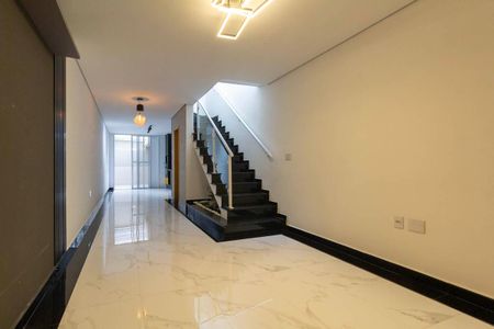 Casa à venda com 3 quartos, 125m² em Vila Granada, São Paulo