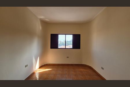 Casa à venda com 304m², 3 quartos e 3 vagasQuarto