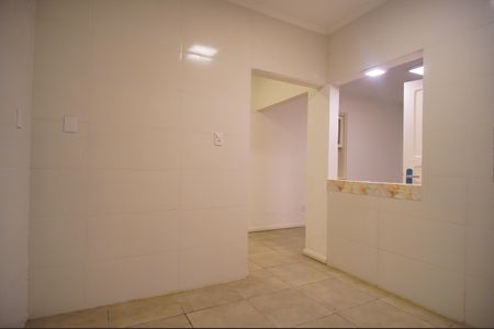 Cozinha de apartamento para alugar com 3 quartos, 90m² em Centro, São Leopoldo