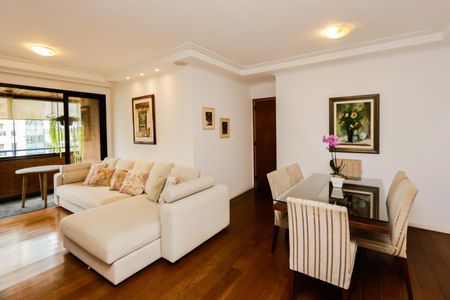 Apartamento à venda com 128m², 3 quartos e 2 vagas