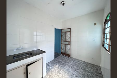 Casa para alugar com 100m², 2 quartos e 1 vaga