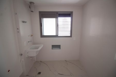 Apartamento à venda com 170m², 3 quartos e 3 vagas Apartamento à venda com 170m², 3 quartos e 3 vagasÁREA DE SERVIÇO