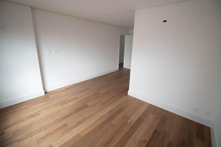 Apartamento à venda com 170m², 3 quartos e 3 vagas Apartamento à venda com 170m², 3 quartos e 3 vagasSUITE 1
