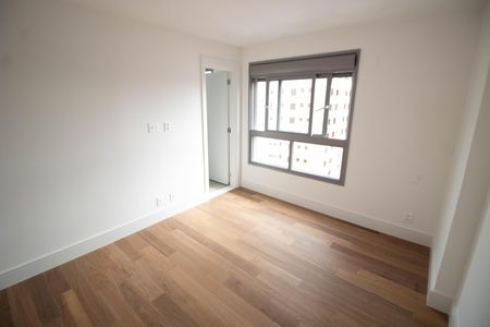 Apartamento à venda com 170m², 3 quartos e 3 vagas Apartamento à venda com 170m², 3 quartos e 3 vagasSUITE 2