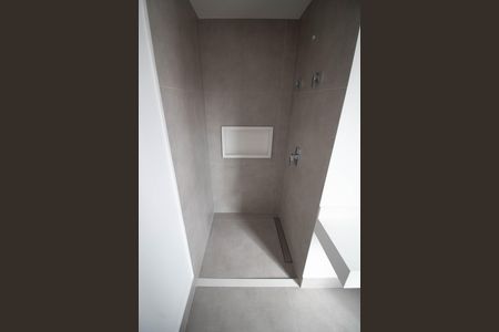 Apartamento à venda com 170m², 3 quartos e 3 vagas Apartamento à venda com 170m², 3 quartos e 3 vagasBANHEIRO DA SUITE 2