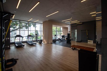 Apartamento à venda com 170m², 3 quartos e 3 vagas Apartamento à venda com 170m², 3 quartos e 3 vagasÁREA COMUM - ACADEMIA