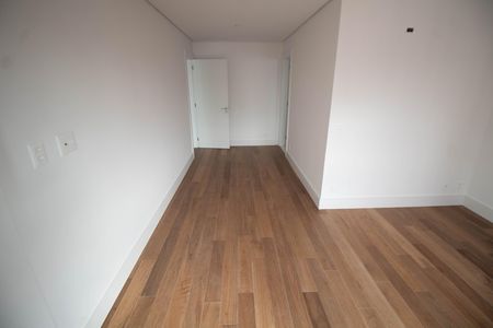 Apartamento à venda com 170m², 3 quartos e 3 vagas Apartamento à venda com 170m², 3 quartos e 3 vagasSUITE 1