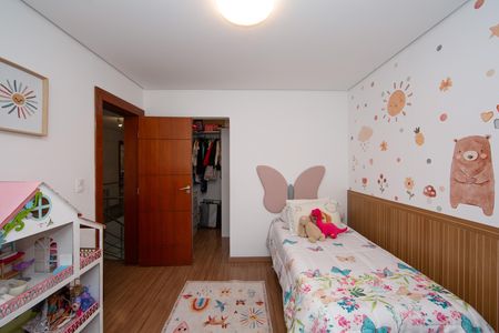 Casa à venda com 4 quartos, 272m² em Santa Lúcia, Belo Horizonte