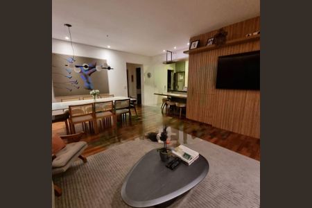 Apartamento à venda com 3 quartos, 128m² em Vila Sofia, São Paulo