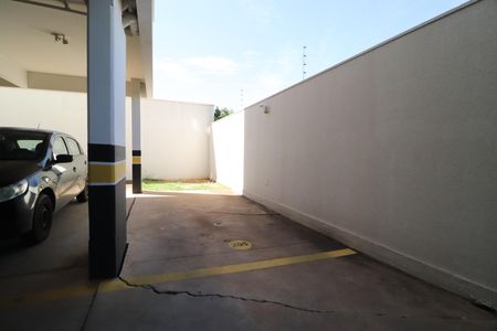 Garagem de apartamento para alugar com 2 quartos, 55m² em Pampulha, Uberlândia