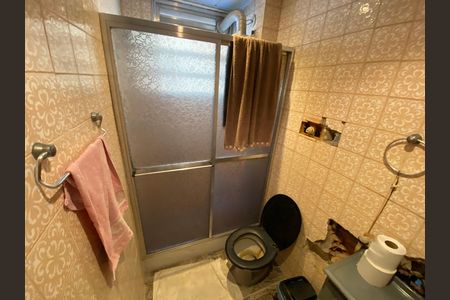 Banheiro social de apartamento à venda com 2 quartos, 50m² em Tomás Coelho, Rio de Janeiro