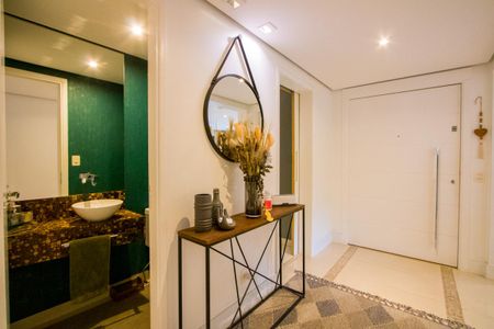 Apartamento à venda com 169m², 3 quartos e 3 vagasHall social