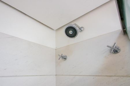 Apartamento à venda com 169m², 3 quartos e 3 vagasBanheiro do quarto 1