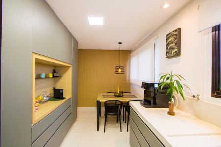 Apartamento à venda com 169m², 3 quartos e 3 vagasCozinha