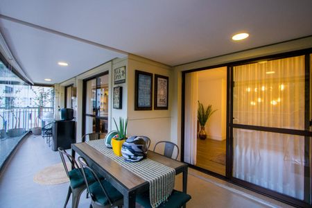 Apartamento à venda com 169m², 3 quartos e 3 vagasVaranda gourmet