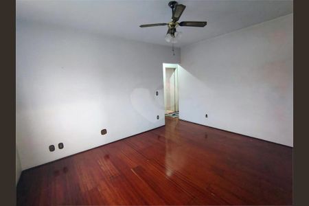 Apartamento à venda com 70m², 2 quartos e 2 vagas