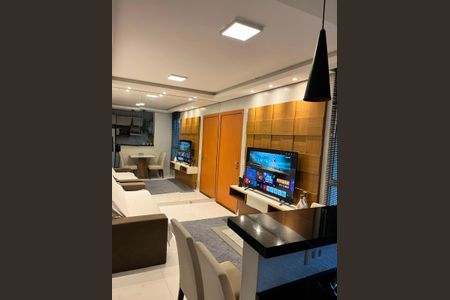 Sala de apartamento à venda com 2 quartos, 40m² em Vila Nova, Porto Alegre